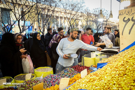 خرید نوروزی در بازار بزرگ تهران
