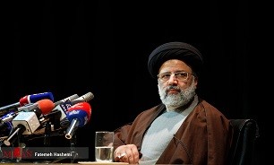آستان قدس رضوی در دوره تولیت رئیسی مالیات می‌داد؟