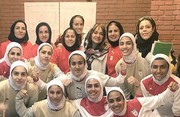 عکس یادگاری مهناز افشار با زنان ملی پوش فوتبال