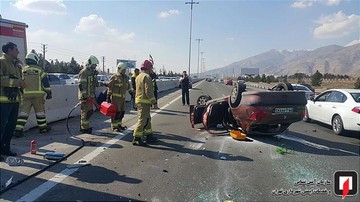 تصادف پژو 206 با موانع بتونی بزرگراه شهید فهمیده