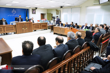 اولین جلسه دادگاه رسیدگی به اتهام مدیر عامل سابق شرکت بازرگانی پتروشیمی و ۱۳ متهم دیگر