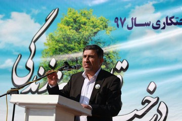  استاندار البرز: توسعه فضای سبز البرز را با اهتمام و علاقه دنبال می‌کنیم