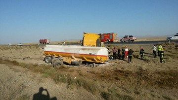 انحراف تانکر حمل بنزین هواپیما در محور «قزوین-رشت»