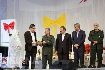 سرلشکر جعفری: کاهش ۳۶ درصدی خط فقر/ مردمداری ویژگی اصلی سپاه است سرلشکر جعفری: کاهش ۳۶ درصدی خط فقر/ مردمداری ویژگی اصلی سپاه است