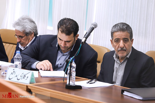 اولین جلسه دادگاه رسیدگی به اتهام مدیر عامل سابق شرکت بازرگانی پتروشیمی و ۱۳ متهم دیگر