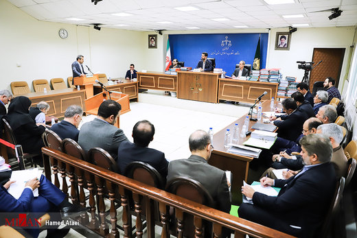 اولین جلسه دادگاه رسیدگی به اتهام مدیر عامل سابق شرکت بازرگانی پتروشیمی و ۱۳ متهم دیگر
