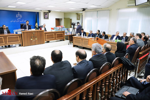 اولین جلسه دادگاه رسیدگی به اتهام مدیر عامل سابق شرکت بازرگانی پتروشیمی و ۱۳ متهم دیگر