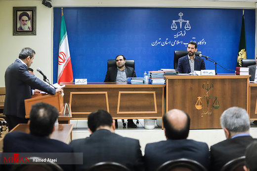 اولین جلسه دادگاه رسیدگی به اتهام مدیر عامل سابق شرکت بازرگانی پتروشیمی و ۱۳ متهم دیگر