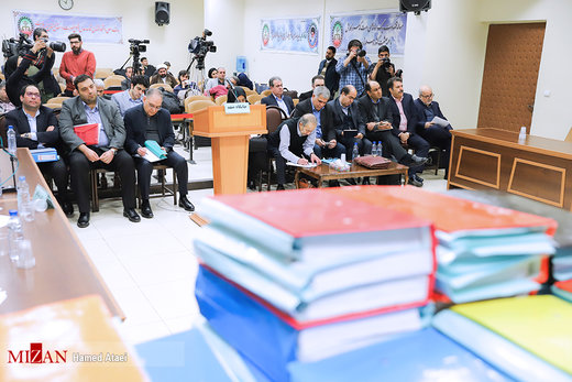 اولین جلسه دادگاه رسیدگی به اتهام مدیر عامل سابق شرکت بازرگانی پتروشیمی و ۱۳ متهم دیگر
