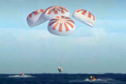 فیلم | لحظه فرود دراگون در اقیانوس اطلس