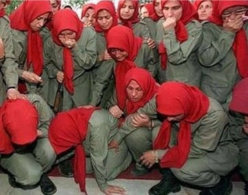 لوبلاگ مطرح کرد: آخرین نفس‌های گروهک تروریستی منافقین