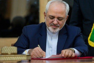 ظریف: آمریکا نمی‌تواند روابط ایران و عراق را متوقف کند