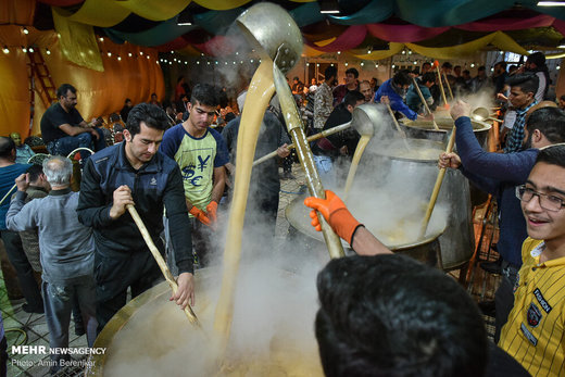 پخت ۱۰تن سمنی در شیراز