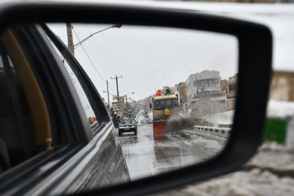 گزارش تصویری از پاکسازی معابر برفی شهرکرد