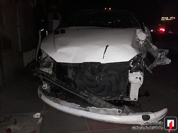 تصادف پژو 206 با عابر و پراید در بزرگراه رسالت