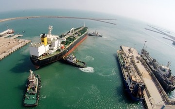  تصدير 6.7 مليون طن من المنتجات النفطية من ميناء شهيد رجائي