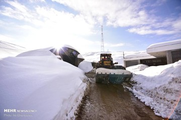 چهره زمستانی گردنه امامزاده هاشم(ع)