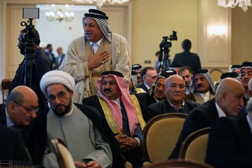 نشست صمیمی حجت‌الاسلام روحانی با سران قومیت ها و عشایر عراق