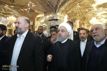 تشرف رئیس جمهور به حرم مطهر امام علی(ع)