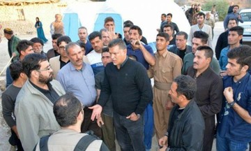 خانه‌سازی علی دایی در سومین روستای زلزله زده کرمانشاه/ عکس