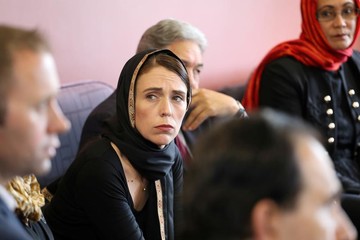 دیدار جاسیندا آردرن، نخست وزیر نیوزیلند، با نمایندگان جامعه مسلمان در مرکز پناهندگان کانتربری واقع در  کرایست‌چرچ