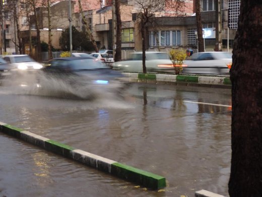 تصاویر | بارش شدید باران و تگرگ در آخرین روزهای زمستان ارومیه