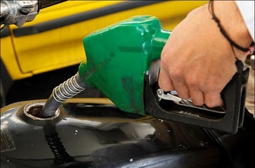 کاهش مصرف بنزین در چهارمین روز سال 
