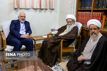 دیدار ظریف با مراجع عظام تقلید در قم