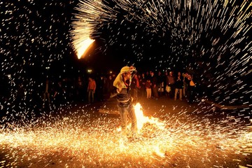 پایان سلطه چینی‌ها بر چهارشنبه‌سوری/ باز هم پای دلار در میان است!