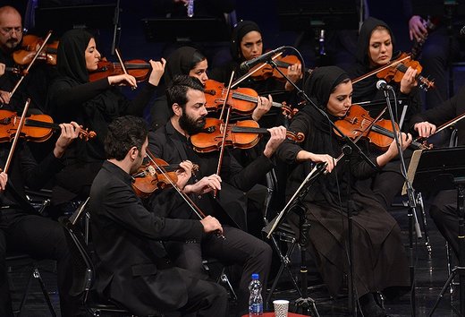 اجرای قطعات میهنی در کنسرت ارکستر ملی ایران 