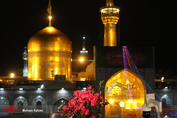 شب سال نو در حرم امام رضا (ع)