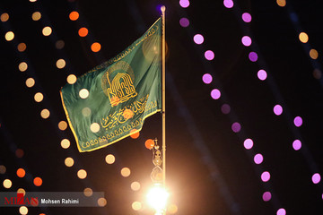 شب سال نو در حرم امام رضا (ع)