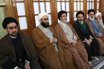 حضور و سخنرانی رهبر انقلاب در اجتماع زائران و مجاوران حرم مطهر رضوی