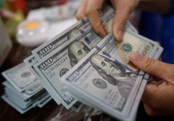 نرخ دلار در اولین شنبه سال چقدر است؟

