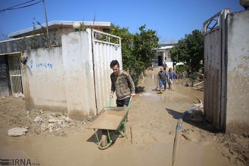 ادامه امدادرسانی به روستاهای سیل زده مازندران‎