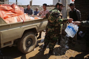 ادامه امدادرسانی به روستاهای سیل زده مازندران‎