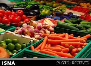 چرا نرخ سبزی و صیفی نجومی شد؟/ رئیس اتحادیه: به خاطر صادرات است!