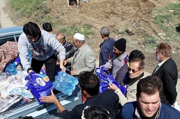 امدادرسانی به مناطق سیل‌زده استان گلستان