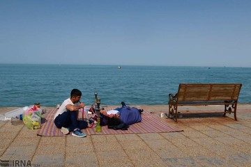 حضور گردشگران نوروزی در سواحل بوشهر