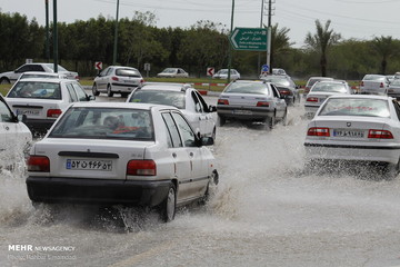 آبگرفتگی معابر و محلات بندرعباس