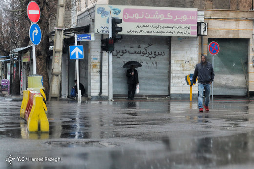 بارش شدید باران و آبگرفتگی معابر در ابهر