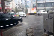 مونوپاد | شدت بارش و انباشت آب در خیابان ظفر تهران