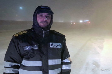 احتمال ریزش کوه و سقوط بهمن در جاده هزار وجود دارد احتمال ریزش کوه و سقوط بهمن در جاده هزار وجود دارد