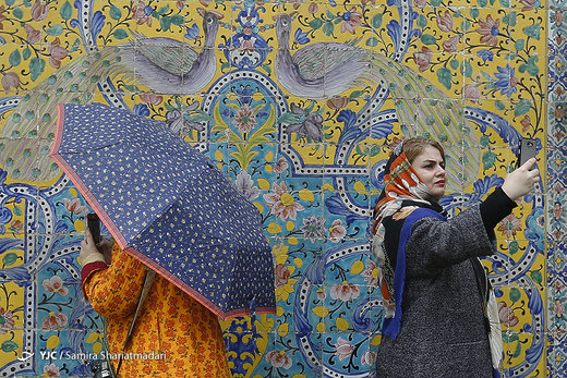 مسافران نوروزی در کاخ گلستان