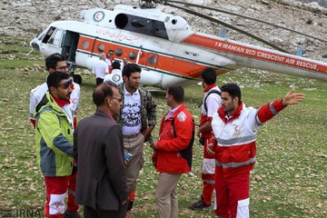 نجات 14 کوهنورد گرفتار در آبشار شوی دزفول
