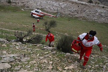 نجات 14 کوهنورد گرفتار در آبشار شوی دزفول