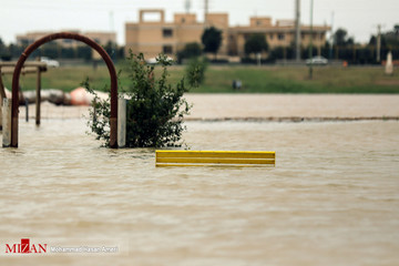 ساخت سیل بند در اطراف رود کارون