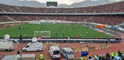 گوینده ورزشگاه آزادی: هواداران فوتبال، خودشان را برای حضور زنان آماده کنند