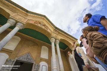 گردشگران نوروزی در قلعه چالشتر