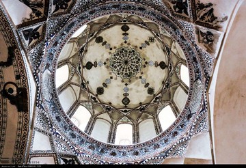 گردشگران نوروزی کلیسای سنت استپانوس